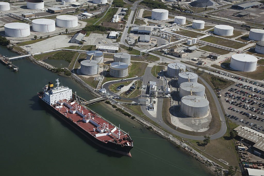 Midstream Oil & Gas